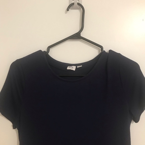 Women’s Dress - Picture 3 of 3